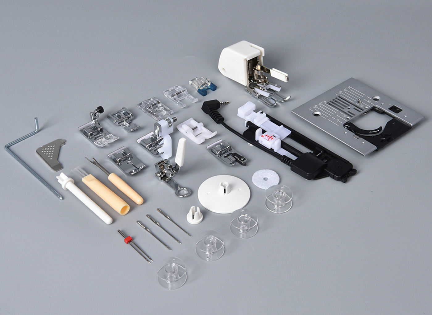 Necchi Creator C360 Macchina Per Cucire