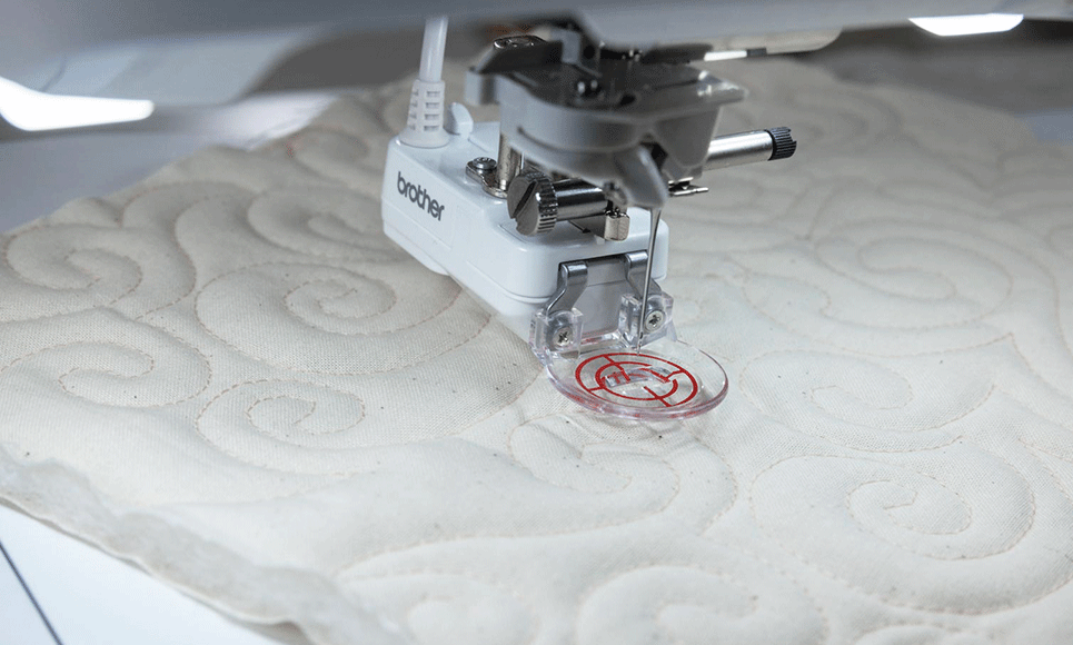 Brother Aveneer EV1 Macchina per cucito quilt e ricamo