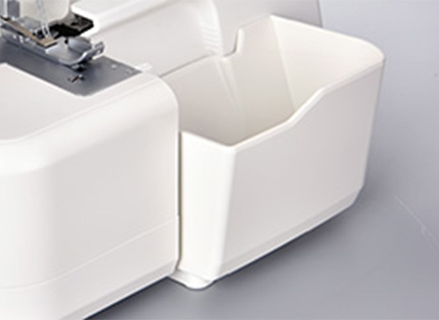 Necchi Creator C12 + Kit Piedini E 5 Anni di Garanzia