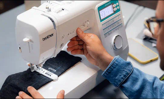 Innov-is A65 macchina per cucire