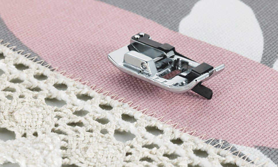 per l'unione di orli F056 BROTHER - Piedino