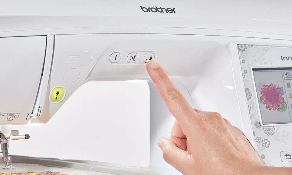 Brother Innov-is NV880E Macchina per ricamare ad uso domestico