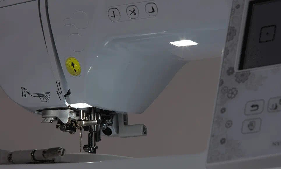 Brother Innov-is NV880E Macchina per ricamare ad uso domestico
