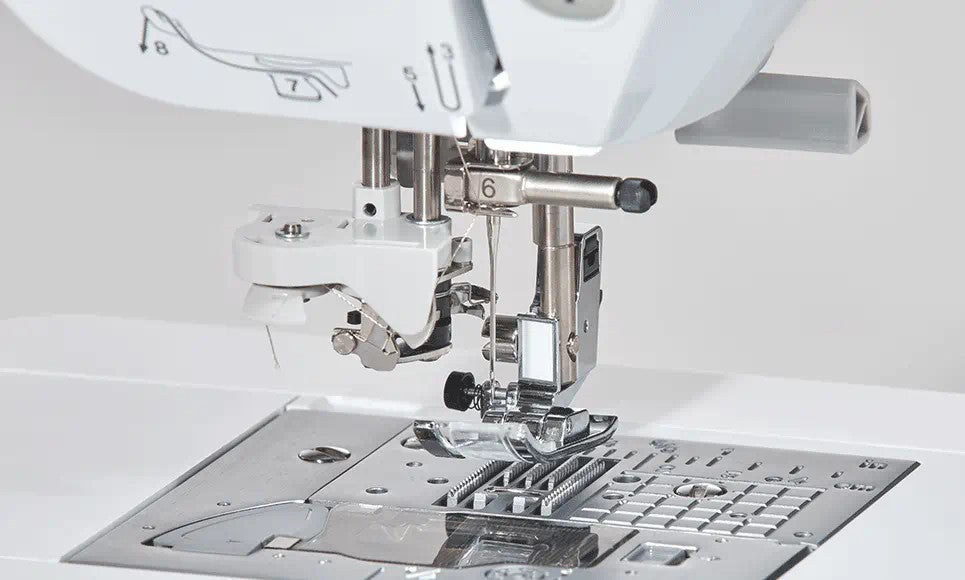 Brother Innov-is NV2700 macchina per cucire, ricamare e quilting ad uso domestico
