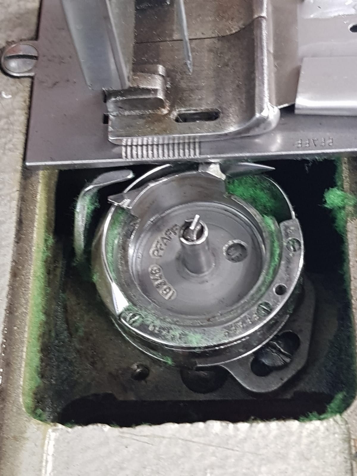 Macchina Pfaff 2 aghi