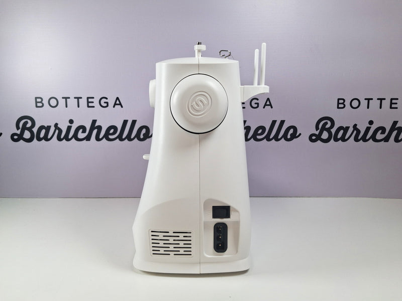 Singer M2105
