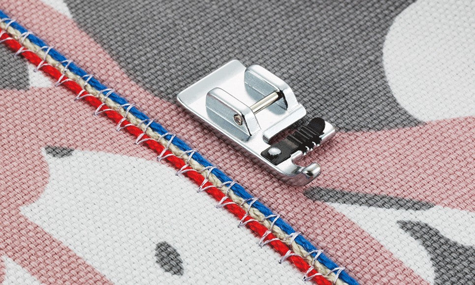 per cordoncino a 3 fori F024N - Piedino