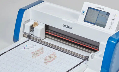 ScanNCut SDX2200D Disney Macchina da taglio per hobbistica + Roll-feeder CADXRF1