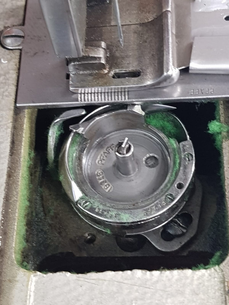 Macchina Pfaff 2 aghi